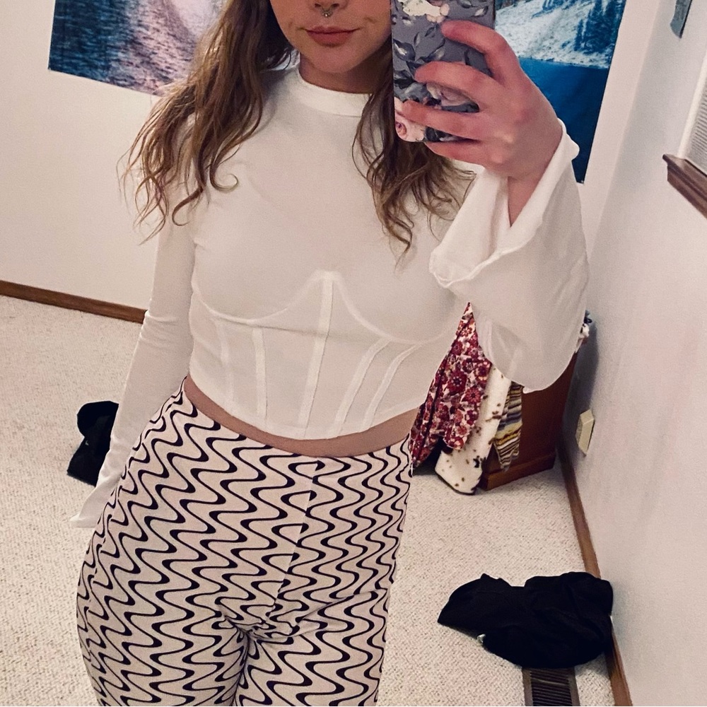 White Bell Sleeved Crop Top